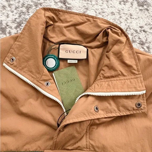Gucci Beige and Black Logo Jacket - Picture 3 of 7
